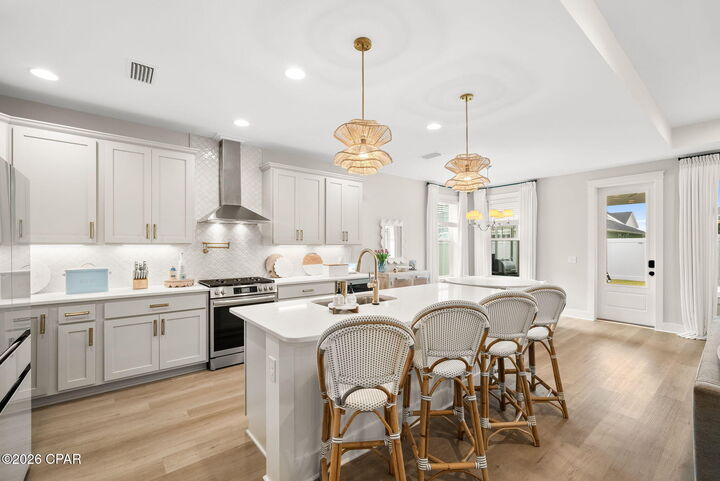 Property Photo: 1075 Harrison Bayou Drive FL 32407