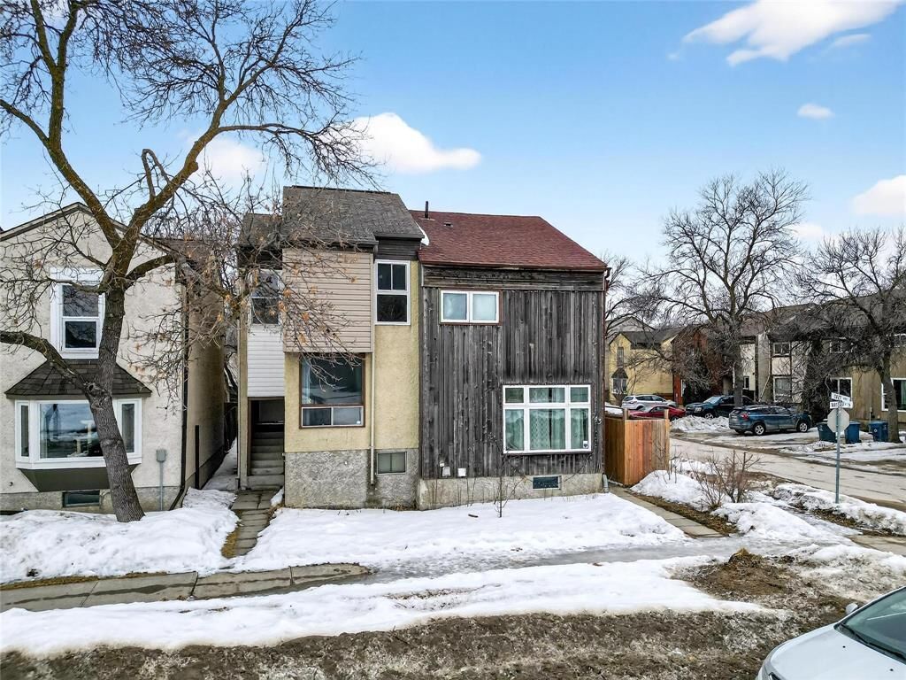 Property Photo:  745 Nassau Street  MB R3L 2R5 