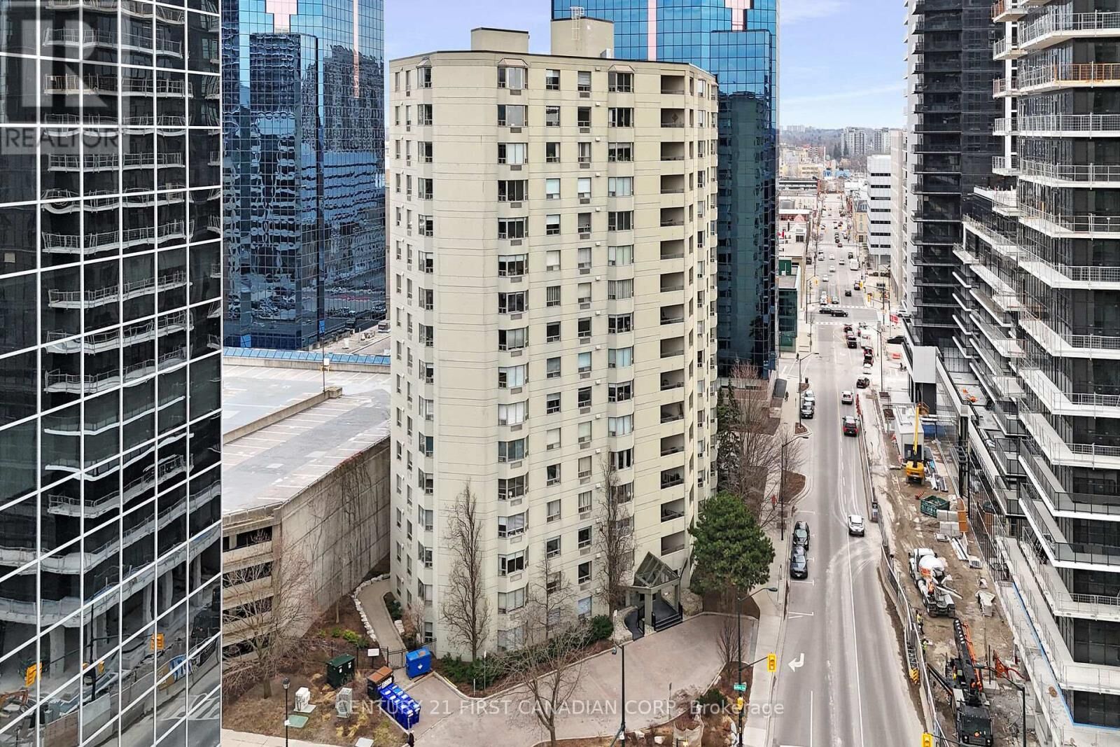 Property Photo:  500 Talbot Street 402  ON N6A 2S3 