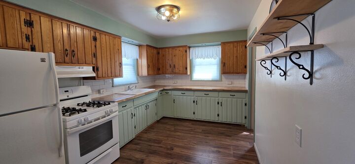 Property Photo: 885 S 4-Mile Block Rd MI 49719