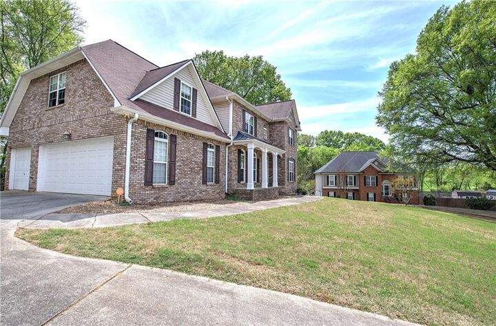 Property Photo:  11 Berkshire Drive NW  GA 30120 