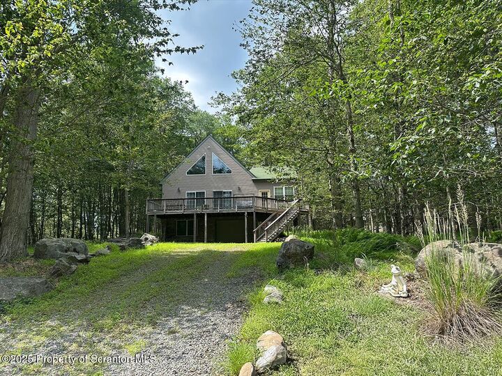 Property Photo:  27 Lake Natalie Drive  PA 18424 