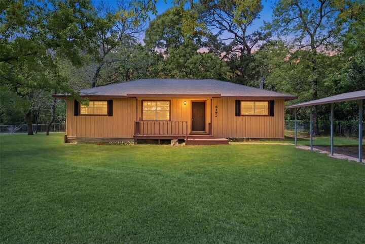 Property Photo: 6492 Bonanza Drive TX 77316