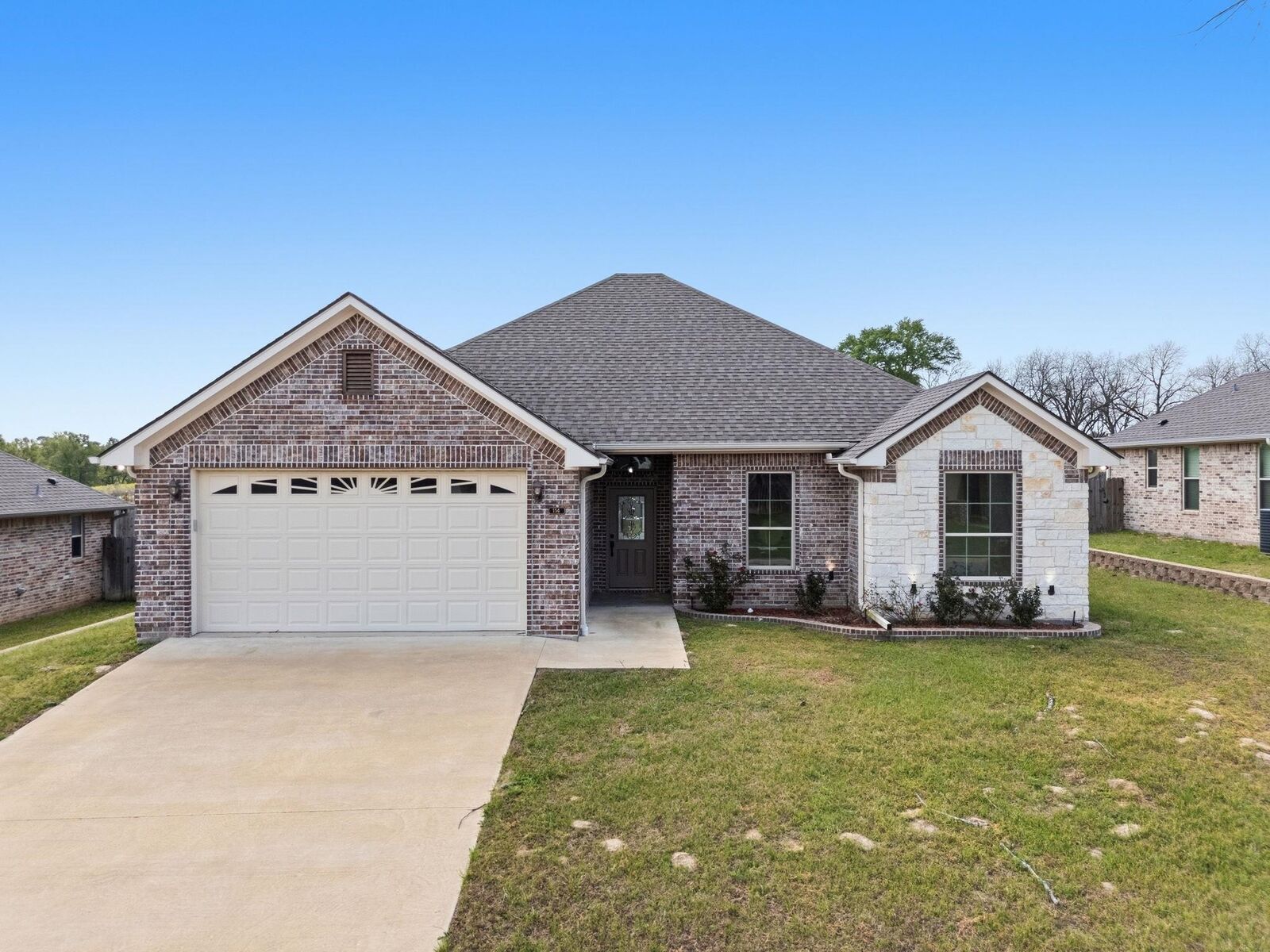 Property Photo:  114 Hay Meadow Dr  TX 75792 