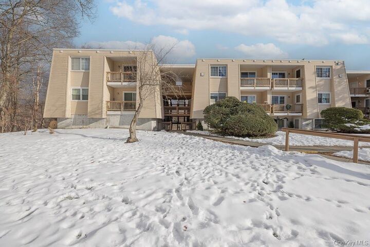 Property Photo: 529 Fox Run Lane NY 10512