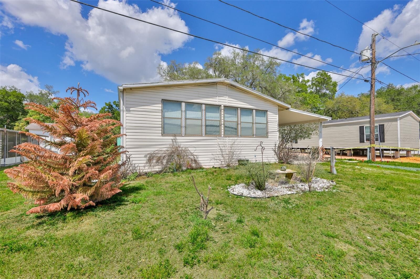 Property Photo:  38992 Stapley Circle  FL 33540 