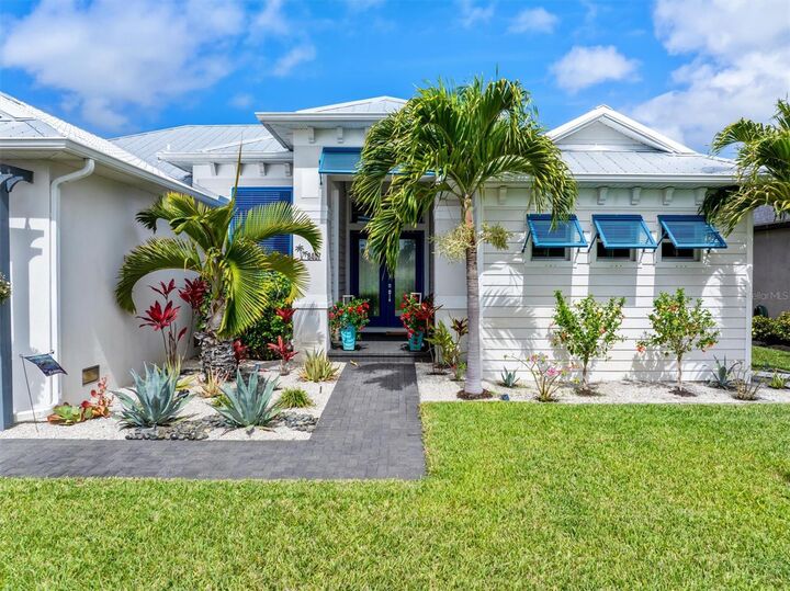 Property Photo:  8407 Dafoe Street  FL 33981 