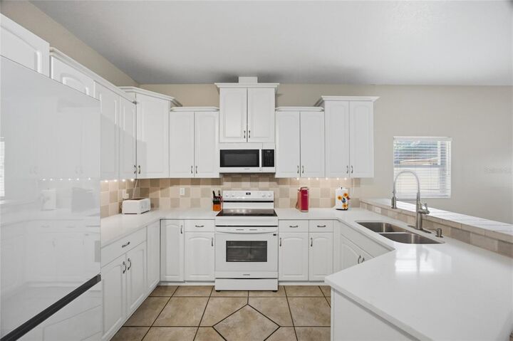 Property Photo:  3804 N Arlington Avenue  FL 33603 