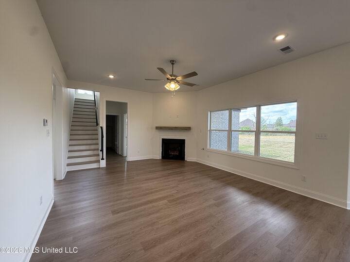 Property Photo:  7455 Newbury Drive  MS 38654 