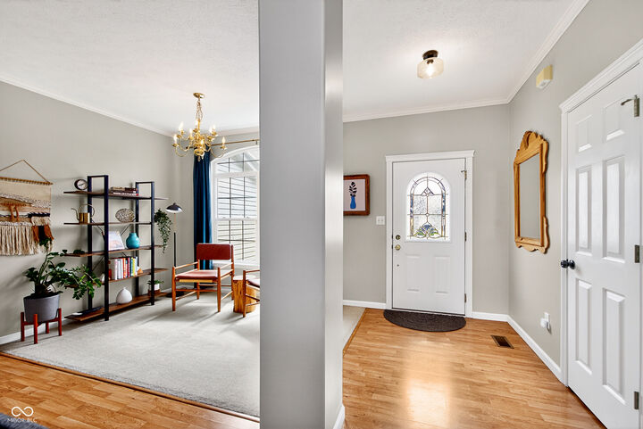 Property Photo:  6264 Saddletree Drive  IN 46077 