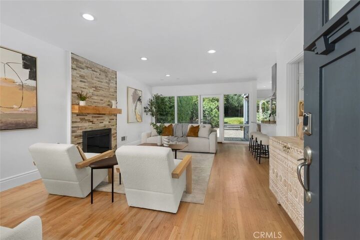 Property Photo: 589 Buena Loma Street CA 91001