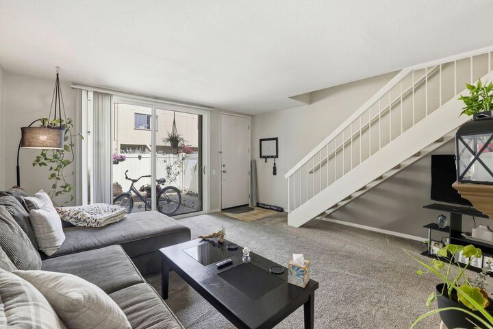 Property Photo:  516 Woodside Oaks 3  CA 95825 