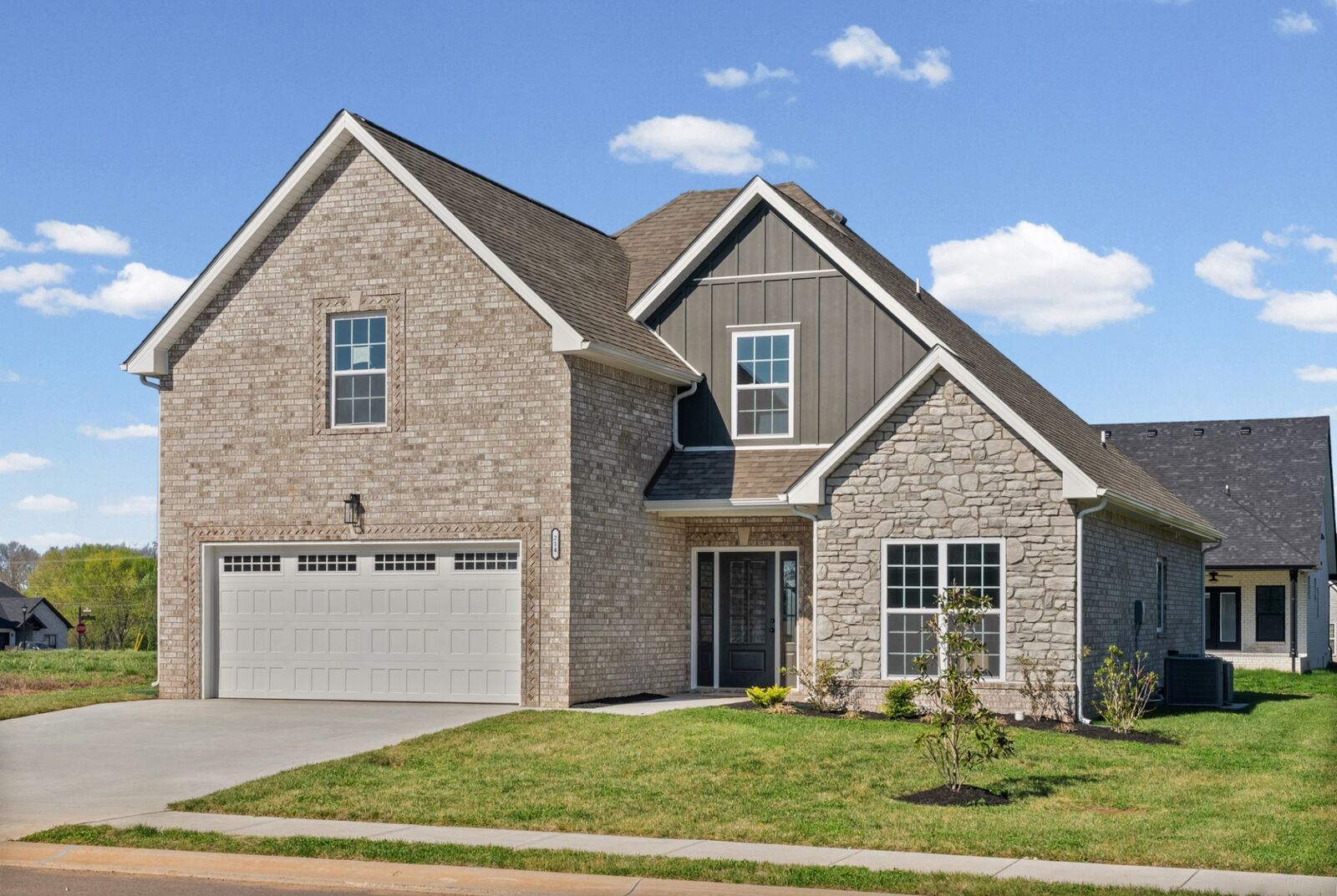 Property Photo: 214 Harvest Moon Dr TN 37043