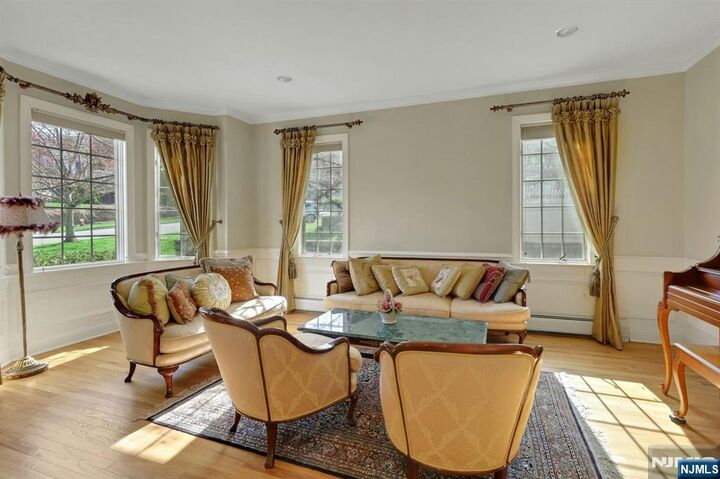 Property Photo:  520 Homans Avenue  NJ 07624 