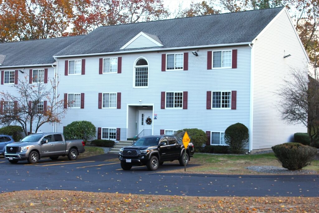 Property Photo:  155 Lafond Ln 32  MA 01826 