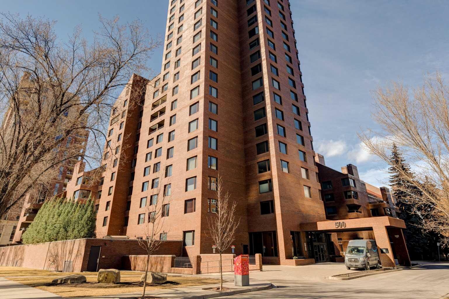 Property Photo:  500 Eau Claire Avenue SW 2000A  AB T2P 3R8 
