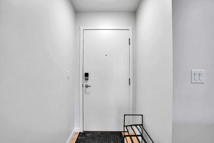 Property Photo: 550 Belmont Street SW 4407 AB T2X 5Y9