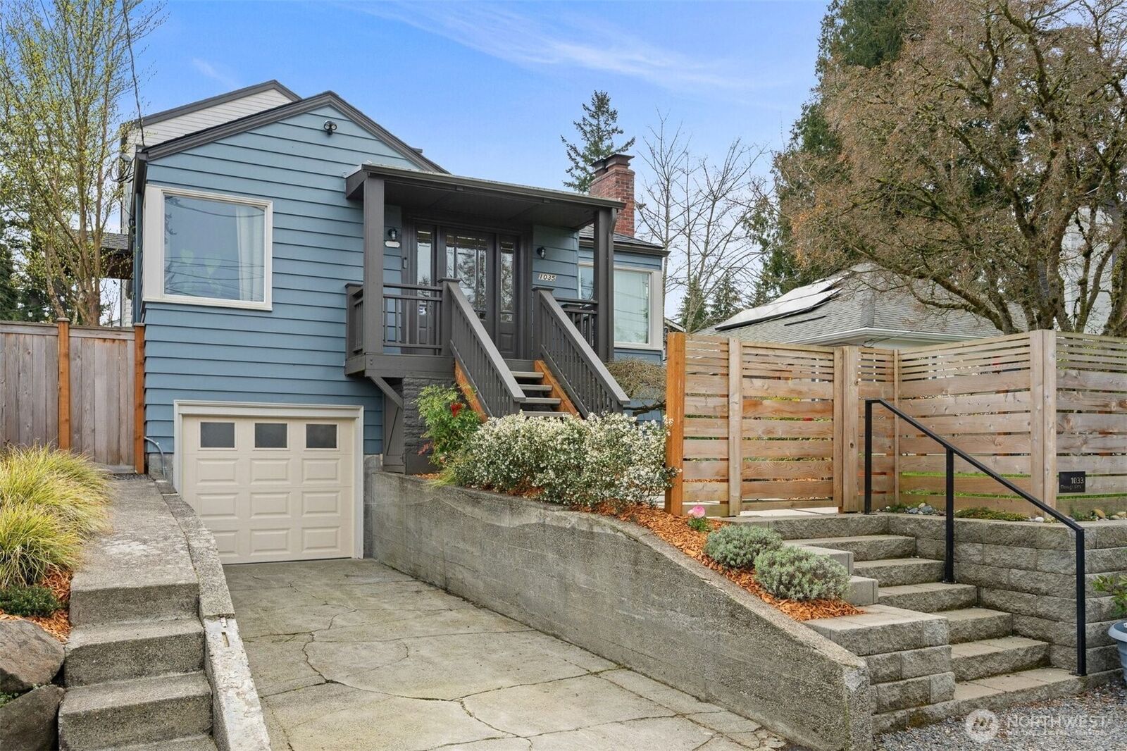 Property Photo:  1035 NE 100th Street  WA 98125 
