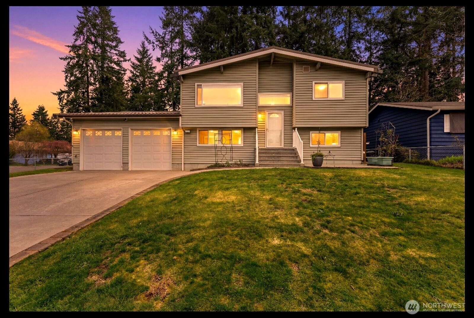 Property Photo:  14050  91st Place NE  WA 98034 