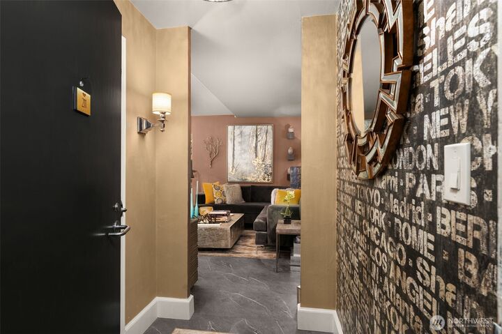 Property Photo:  1105  Spring St 211  WA 98104 