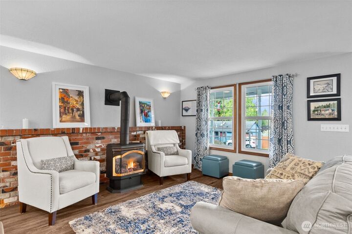 Property Photo: 2911 Hampton Drive SW WA 98512