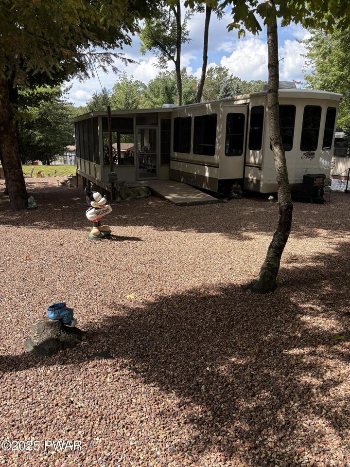 Property Photo:  1907 Arrowhead Lane  PA 18337 