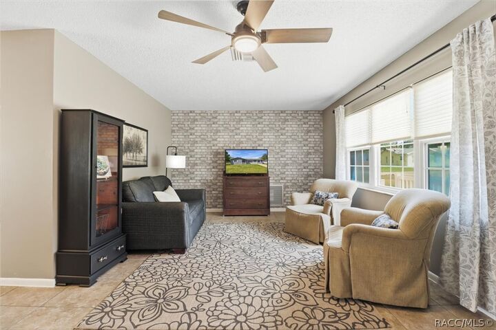 Property Photo:  6051 W Cheryl Lane  FL 34446 