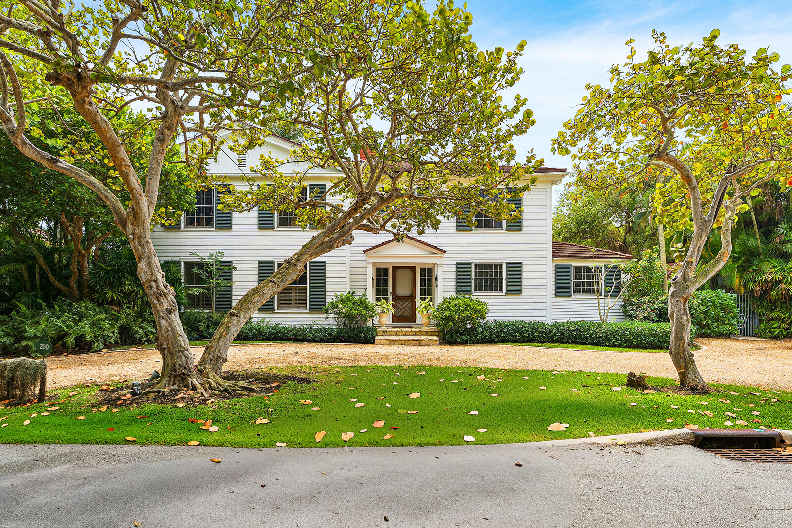 Property Photo:  210 Merrain Road  FL 33480 