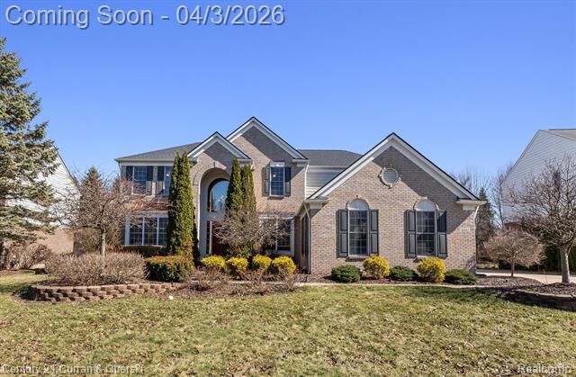 Property Photo:  44481 White Pine Circle E  MI 48168 