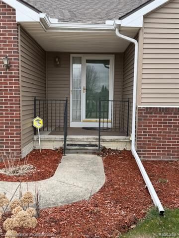 Property Photo:  8486 Oak Cliff Boulevard  MI 48423 