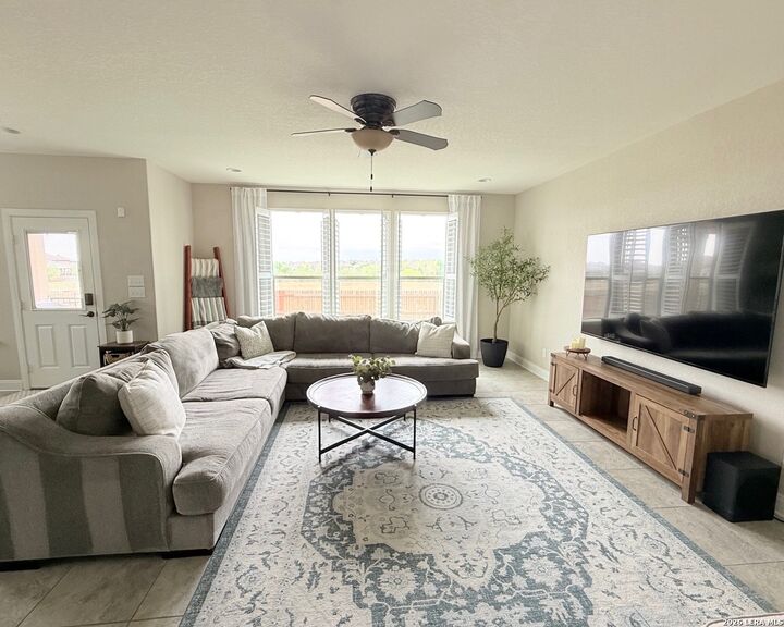 Property Photo:  209 Landmark Park  TX 78108 