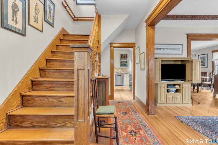 Property Photo:  23 Elihu Street  CT 06517 