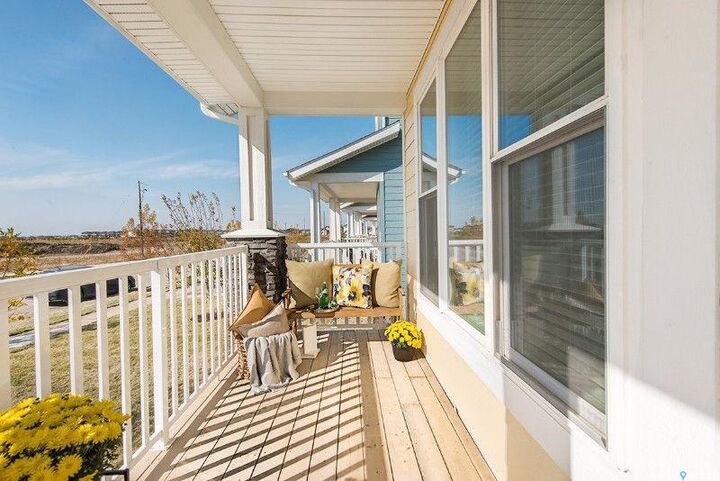 Property Photo: 447 Eaton Lane SK S7V 0H5