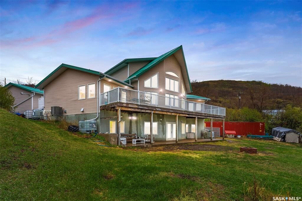 Property Photo:  966 Tatanka Drive  SK S6H 4N7 