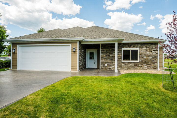 Property Photo:  8 Buckskin Drive  WY 82801 