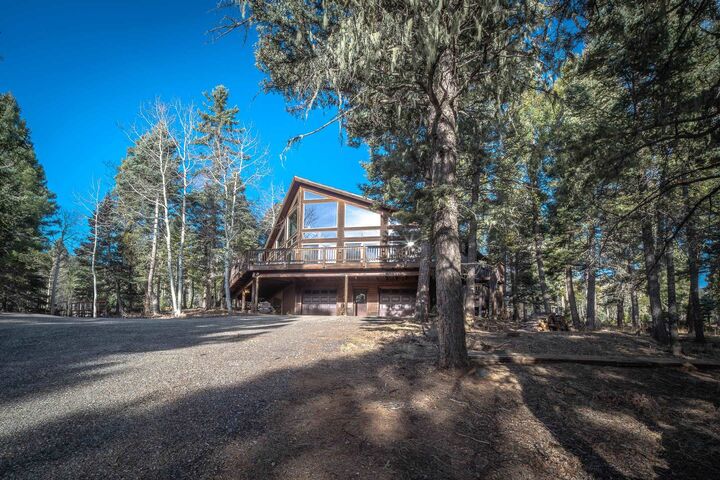 Property Photo:  84 Peralta Dr  NM 87710 