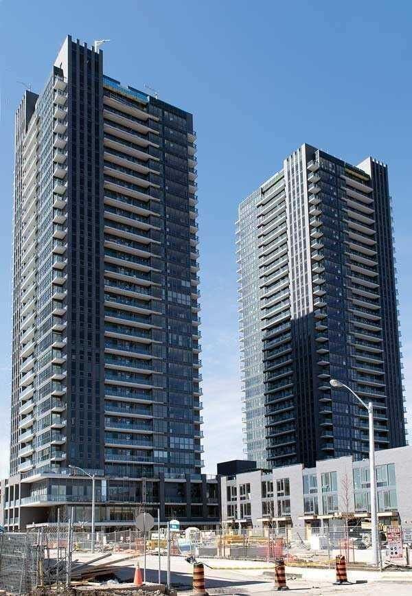 Property Photo:  2 Sonic Way 2005  ON M3C 0P2 