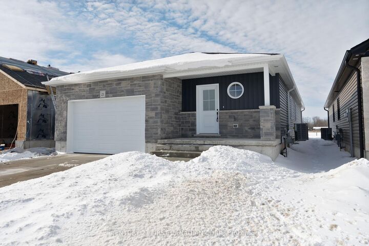 Property Photo:  29 Sheldabren Street  ON N0M 1A0 