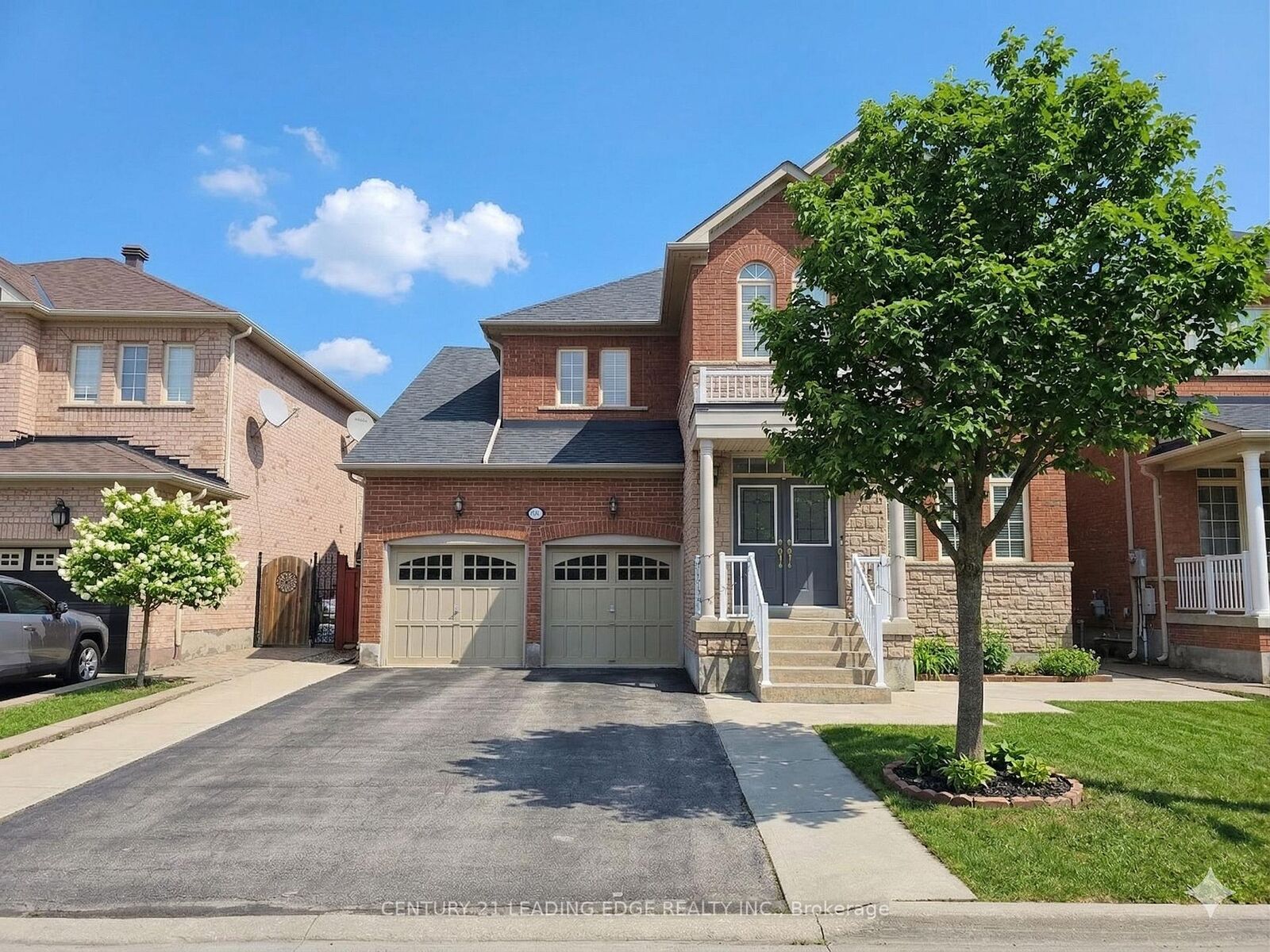 Property Photo: 51 Braden Way ON L4H 2W6