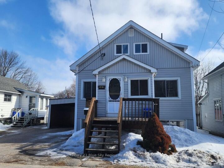 Photo de la propriété:  146 Fifth Avenue W  ON P1B 3N5 