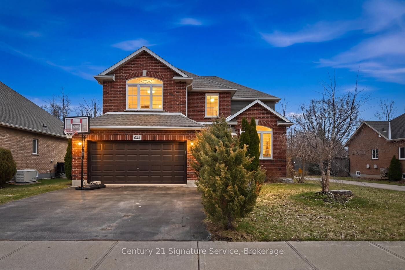 Photo de la propriété: 654 Brian Street ON L2A 6W2