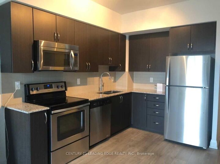 Property Photo: 7900 Bathurst Street 1019 ON L4J 0E9