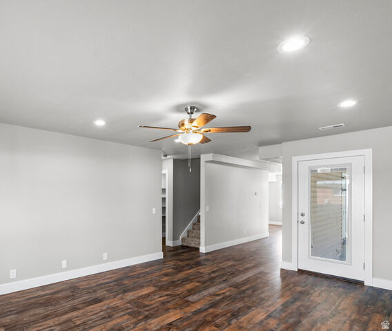 Property Photo: 2670 S 800 E UT 84106
