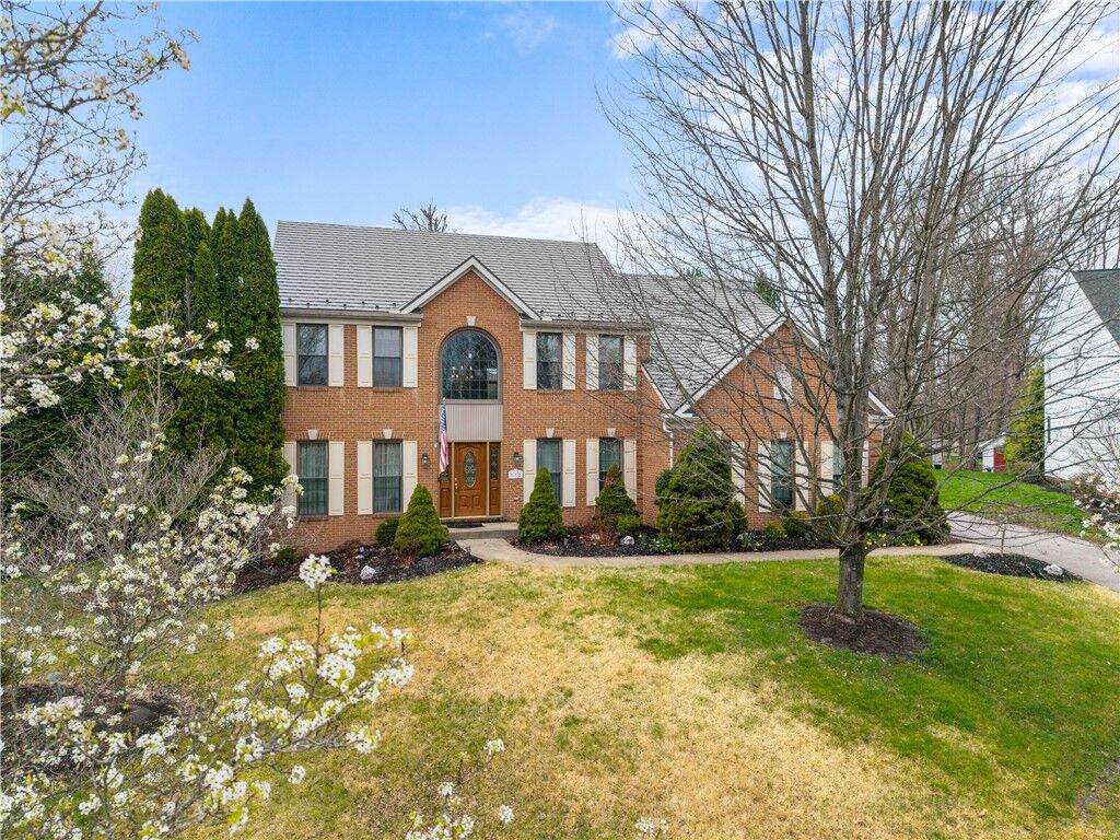 Property Photo:  372 Indian Ridge Drive  PA 15108 