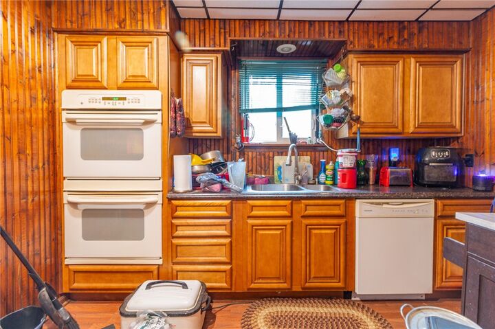 Property Photo:  279 Reibold Rd  PA 16053 