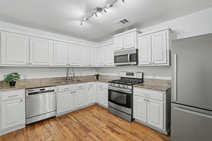 Property Photo:  6307 Chesterfield Avenue  TX 78752 