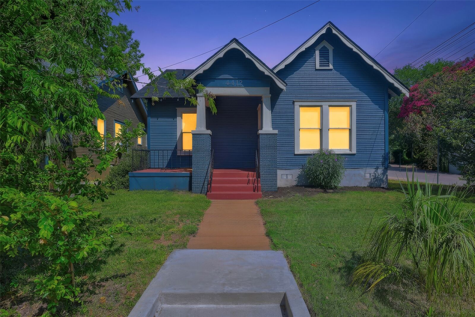 Property Photo:  4412 Red River Street  TX 78751 
