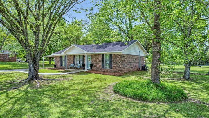 Property Photo:  223 Lumpkin Road W  GA 31763 