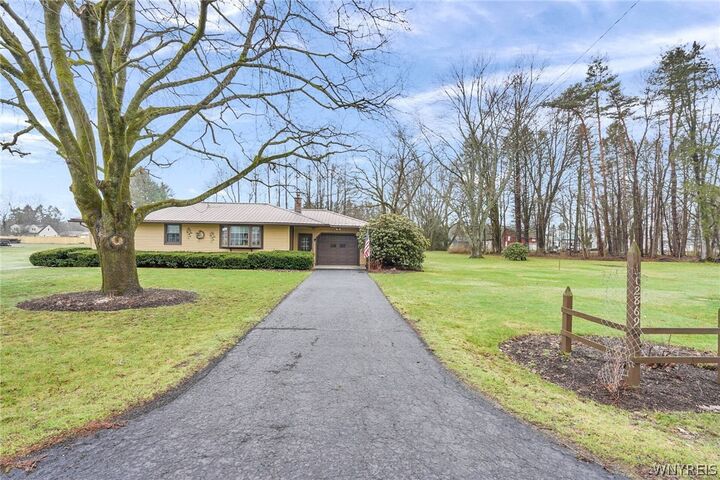 Property Photo: 12869 Meyers Road NY 14030