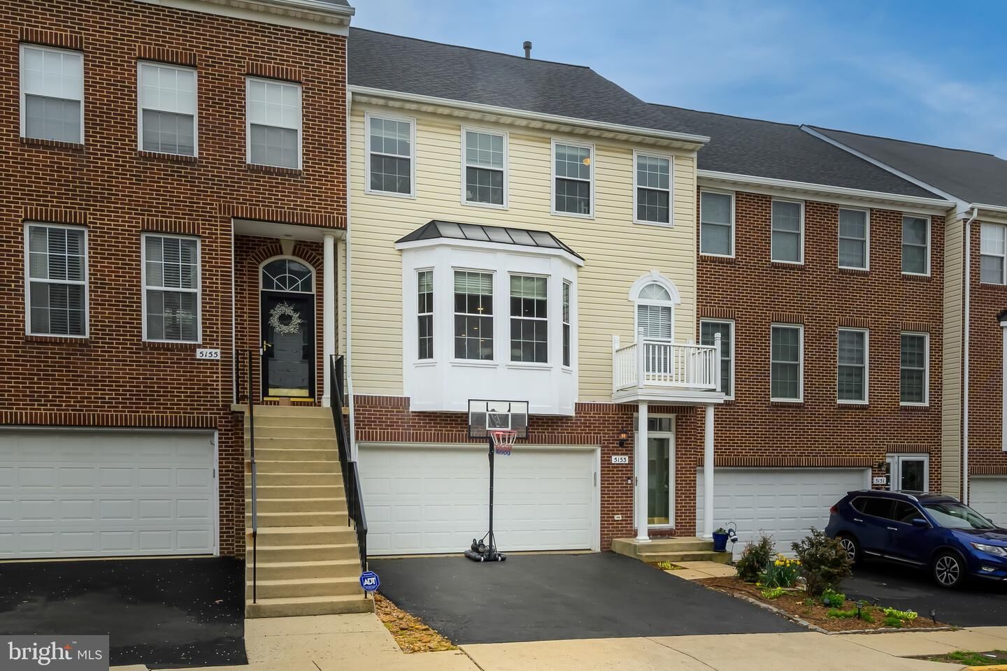 Property Photo: 5153 Ballycastle Circle VA 22315